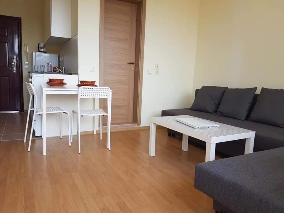 Holiday Fort Golf Club - Premium Apartments Sunny Beach Esterno foto