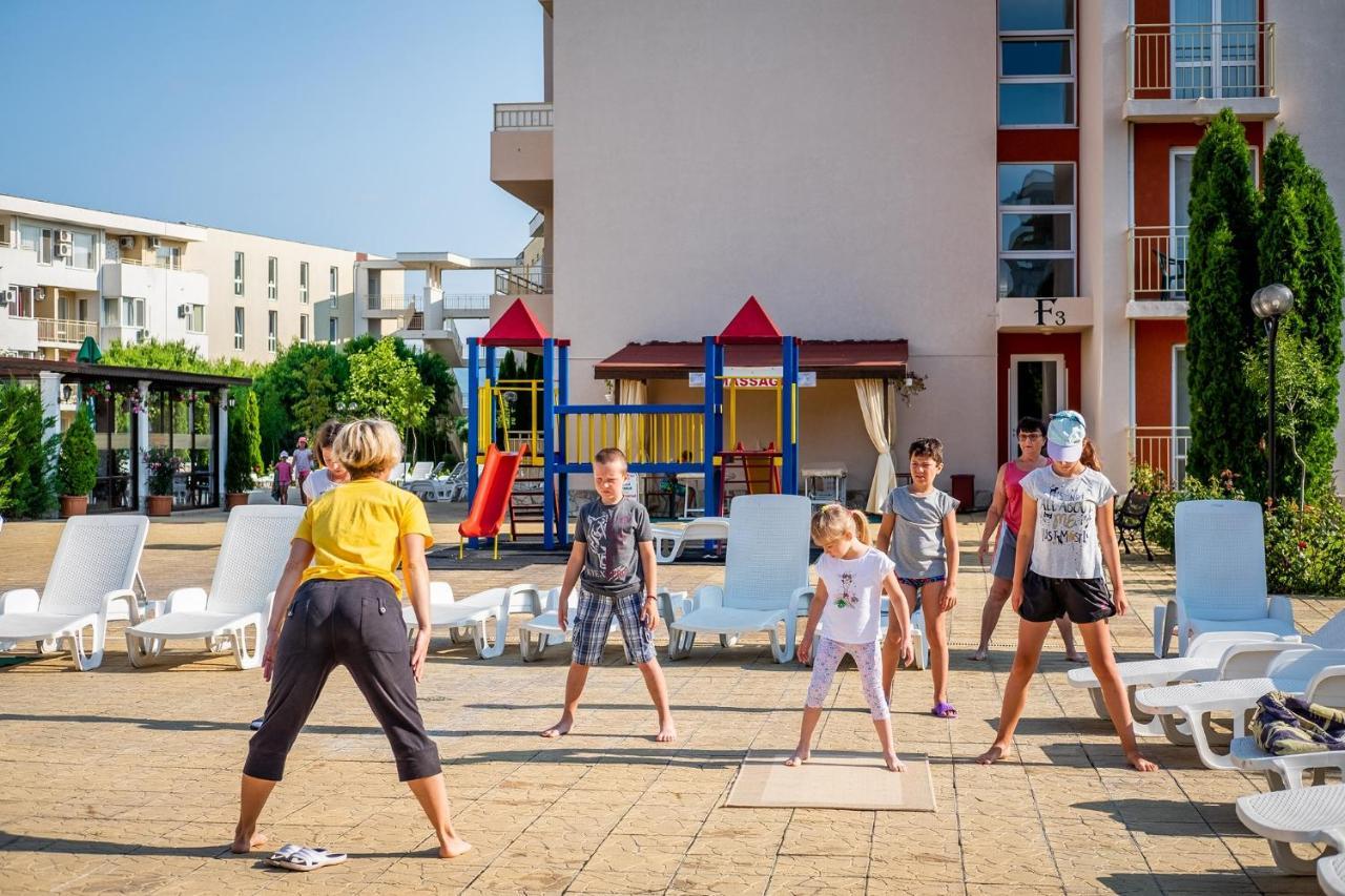 Holiday Fort Golf Club - Premium Apartments Sunny Beach Esterno foto
