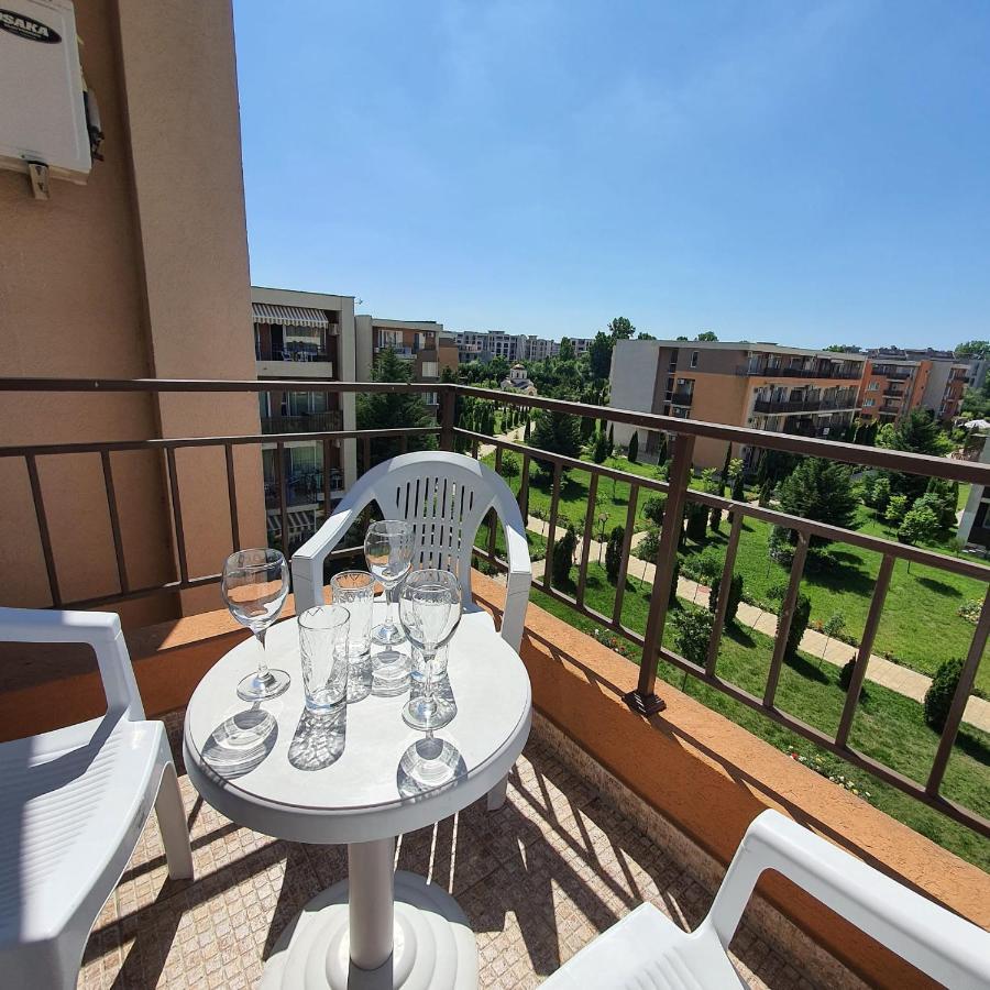 Holiday Fort Golf Club - Premium Apartments Sunny Beach Esterno foto