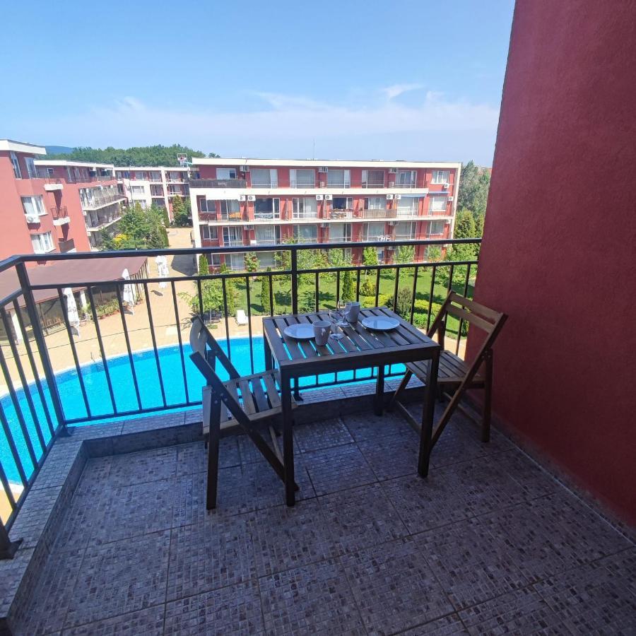 Holiday Fort Golf Club - Premium Apartments Sunny Beach Esterno foto